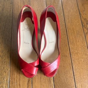 Christian louboutin 37.5 red peep toe shoe w shoe bags and wood heel